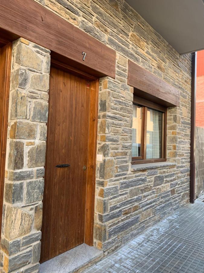 Apartameto Verena Deluxe Гуардиола де Берга Екстериор снимка